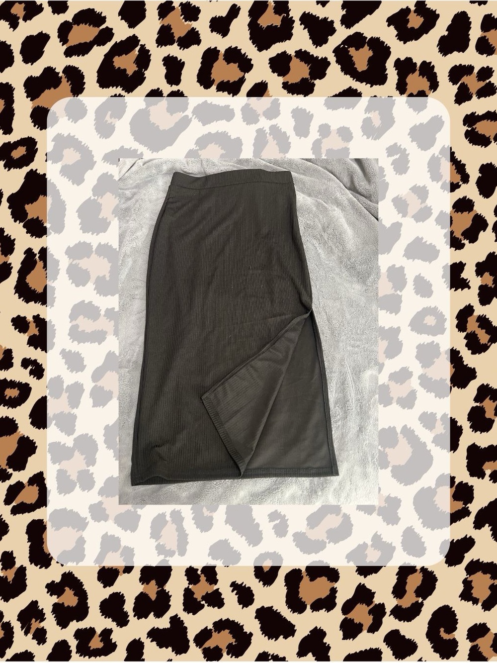 Ribbed Black Pencil Skirt with Side Slit
